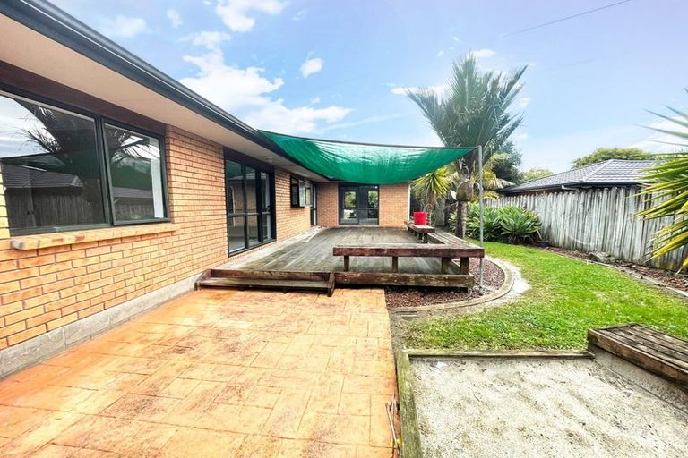 Photo of property in 4 Courtvale Place, Flat Bush, Auckland, 2019
