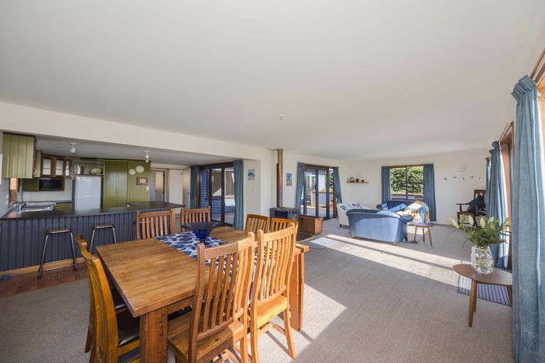 Photo of property in 16a Chambers Street, Kakanui, Oamaru, 9495