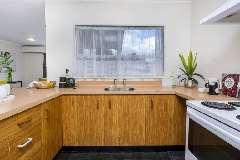 Photo of property in 8f1- Tulsa Grove, Totara Park, Upper Hutt, 5018