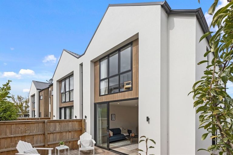 Photo of property in 1031c Colombo Street, St Albans, Christchurch, 8014