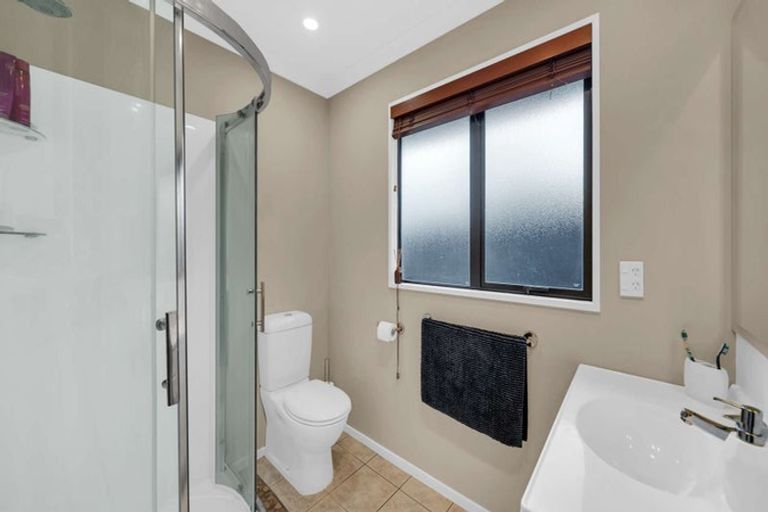 Photo of property in 100 Courtenay Drive, Kaiapoi, 7630