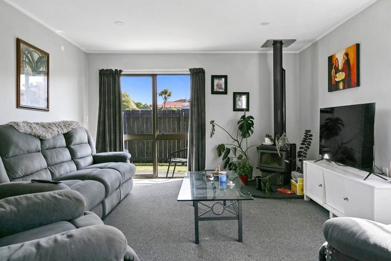 Photo of property in 2/23 Newberry Place, Richmond Heights, Taupo, 3330