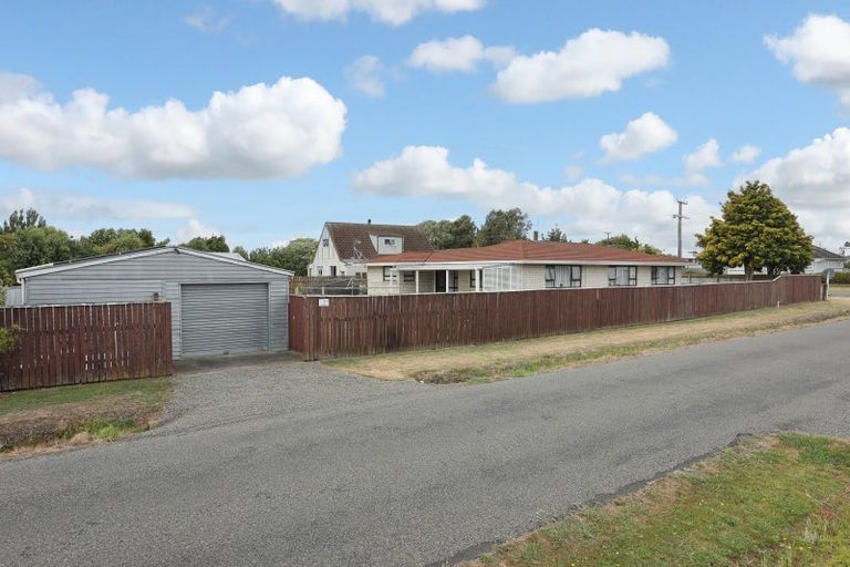 Photo of property in 7 Cemetery Road, Sanson, 4817