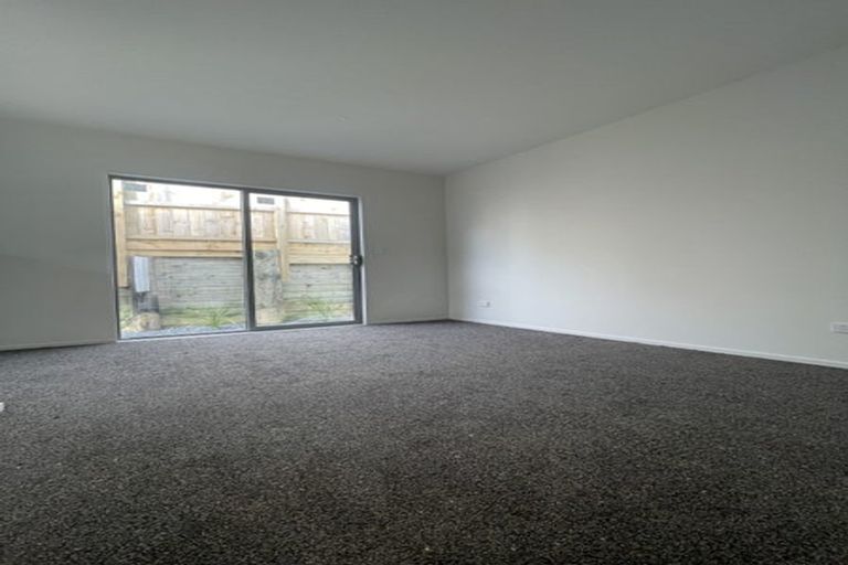 Photo of property in 3 Mata Road, Massey, Auckland, 0614