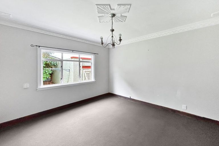 Photo of property in 113 Victoria Avenue, Hokowhitu, Palmerston North, 4410