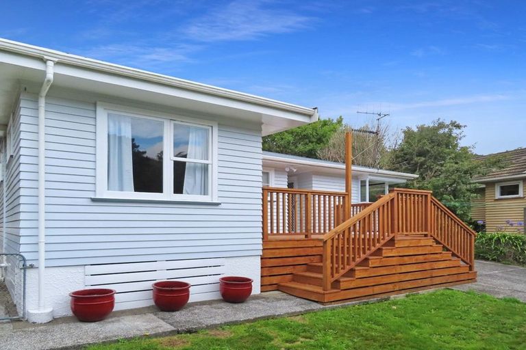 Photo of property in 82 Wood Street, Wainuiomata, Lower Hutt, 5014