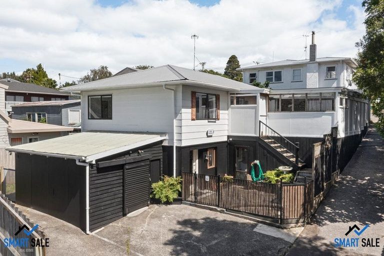Photo of property in 2/26 Forest Hill Road, Henderson, Auckland, 0612