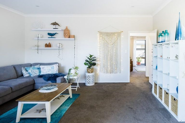 Photo of property in 54 Norfolk Drive, Cambridge, 3434