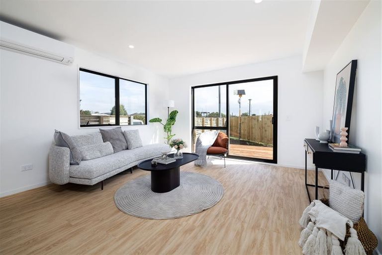 Photo of property in 1/304 Waterloo Road, Hornby, Christchurch, 8042