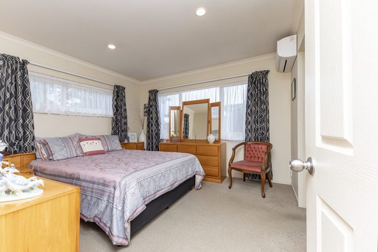 Photo of property in 65a Rimu Street, New Lynn, Auckland, 0600