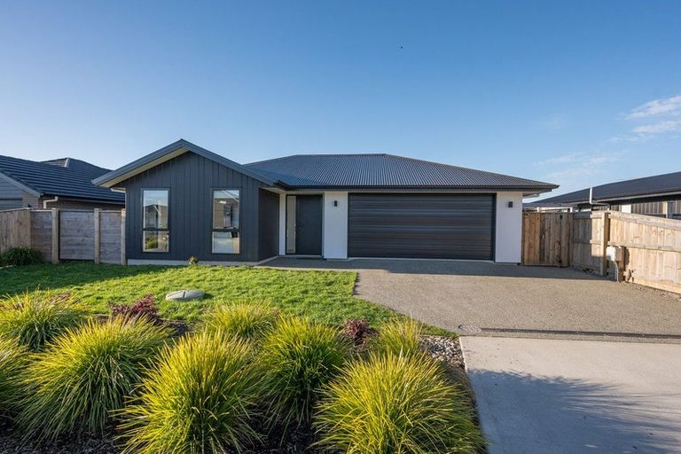 Photo of property in 8 Esher Lane, Richmond, 7020