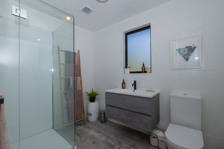 Photo of property in 40 Mount Iron Drive, Wanaka, 9305