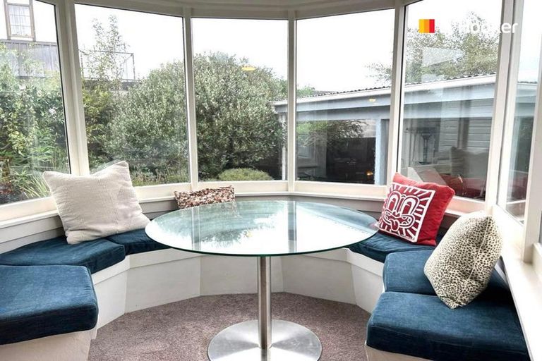 Photo of property in 64 Royal Crescent, Saint Kilda, Dunedin, 9012