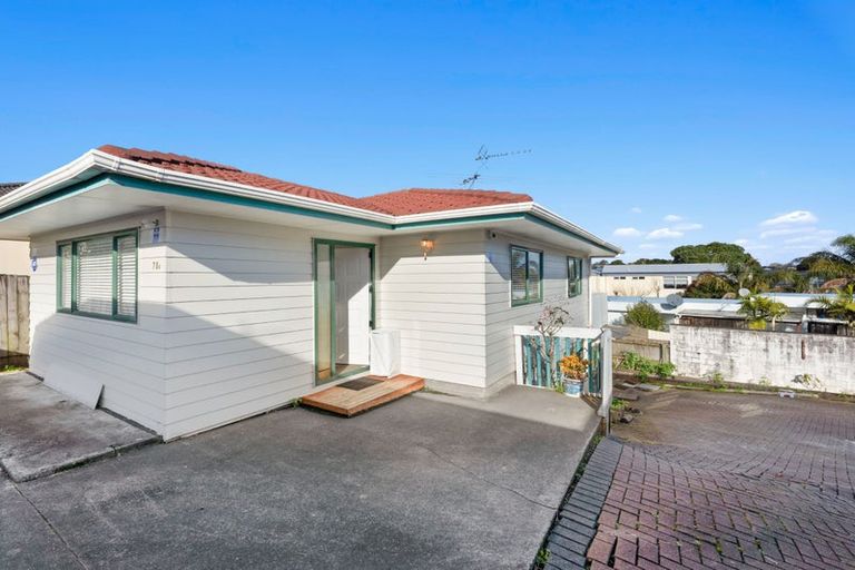 Photo of property in 70 Priestley Drive, Bucklands Beach, Auckland, 2014