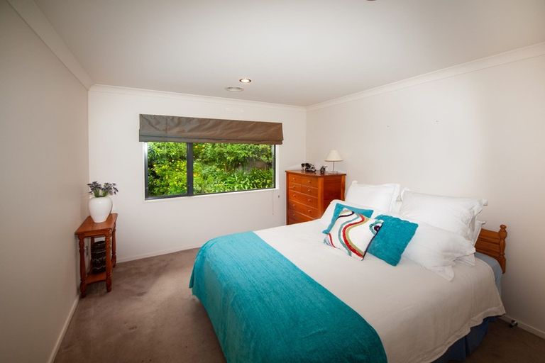 Photo of property in 23 Waverton Terrace, Churton Park, Wellington, 6037