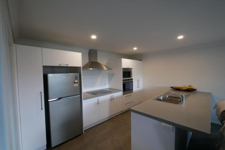 Photo of property in 2 Matawai Puna Drive, Pukekohe, 2120