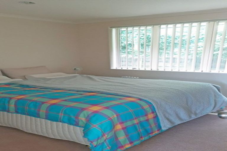 Photo of property in 9a Gendo Avenue, Henderson, Auckland, 0612