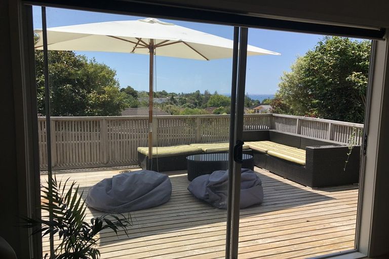 Photo of property in 1/61 Glamorgan Drive, Torbay, Auckland, 0630