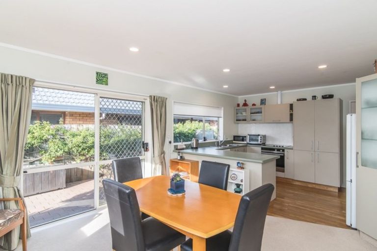 Photo of property in 19 Sunburst Court, Paraparaumu Beach, Paraparaumu, 5032