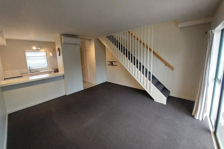 Photo of property in 2/14 Moa Place, Christchurch Central, Christchurch, 8013