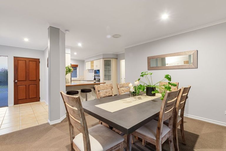 Photo of property in 4 Kestrel Avenue, Welcome Bay, Tauranga, 3112