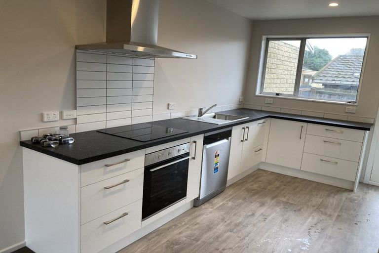 Photo of property in 3/16 Seymour Street, Hornby, Christchurch, 8042