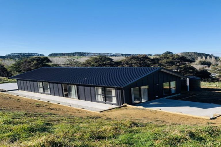 Photo of property in 1056 Peak Road, Helensville, 0875