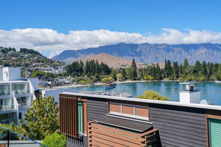 Photo of property in Lake Street Apartments, 10/8 Lake Street, Queenstown, 9300