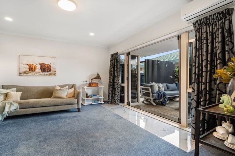 Photo of property in 152 Gravatt Road, Papamoa Beach, Papamoa, 3118