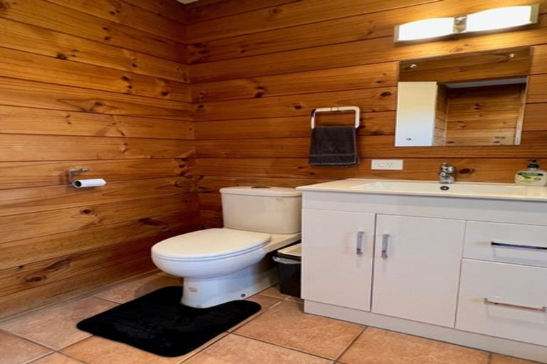 Photo of property in 98 Springs Road, Hornby, Christchurch, 8042