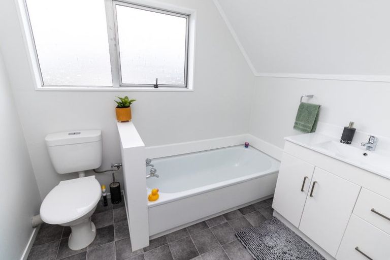 Photo of property in 8 Abilene Crescent, Churton Park, Wellington, 6037