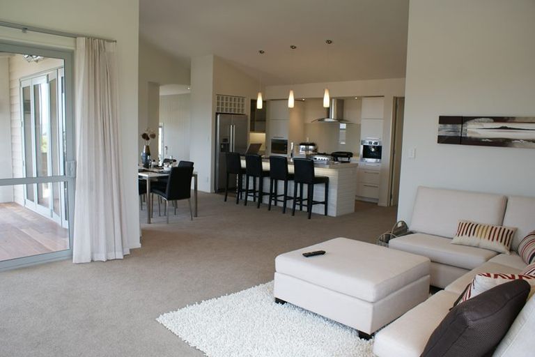 Photo of property in 71 Valley Road, Pukekohe, 2120