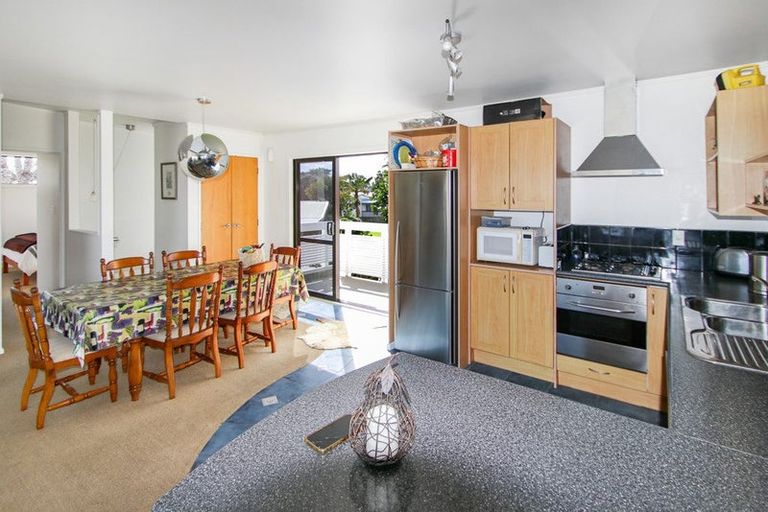 Photo of property in 17 Kotare Street, Ahipara, Kaitaia, 0481