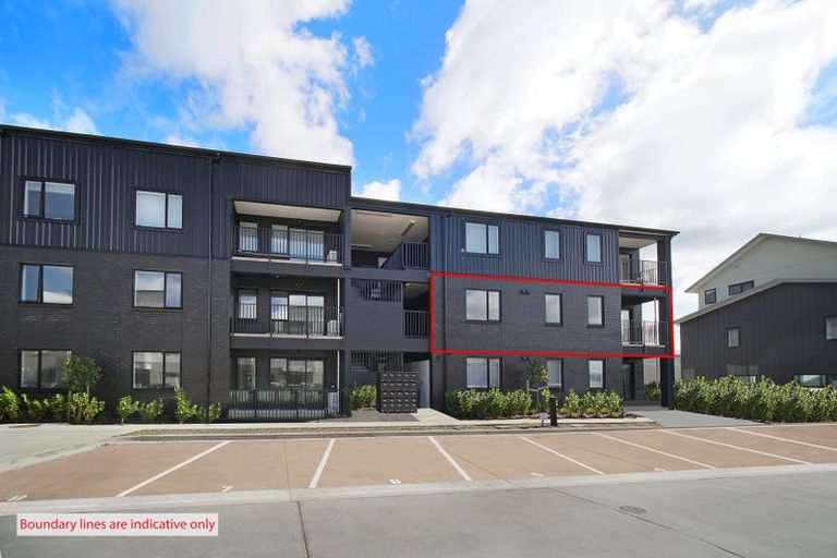 Photo of property in 101/28c Eileen Newey Place, Henderson, Auckland, 0612