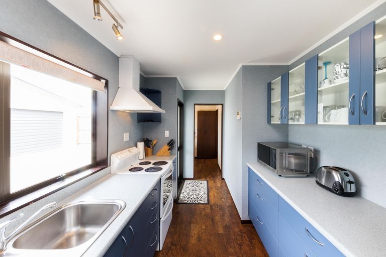 Photo of property in 64 Herbert Avenue, Cloverlea, Palmerston North, 4412