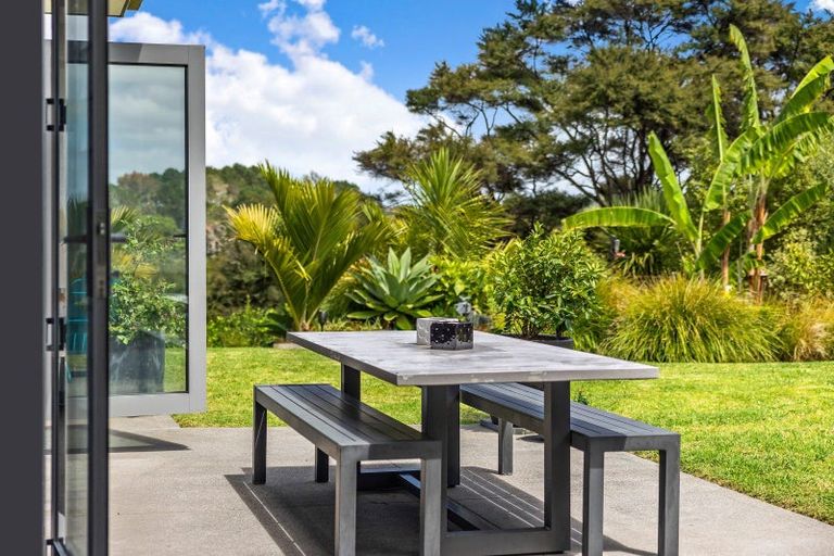 Photo of property in 1154a East Coast Road, Redvale, Auckland, 0794