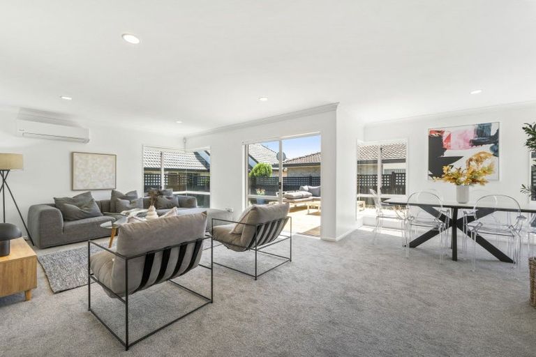 Photo of property in 3/116 Meadowland Drive, Somerville, Auckland, 2014