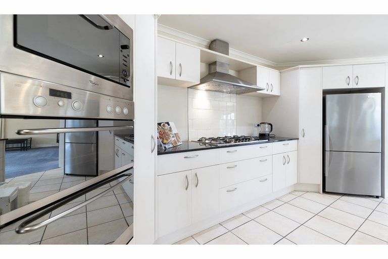 Photo of property in 4 Annaby Drive, Northwood, Christchurch, 8051