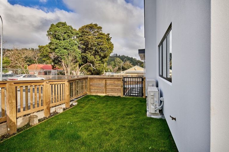 Photo of property in 6 Pakura Place, Wainuiomata, Lower Hutt, 5014