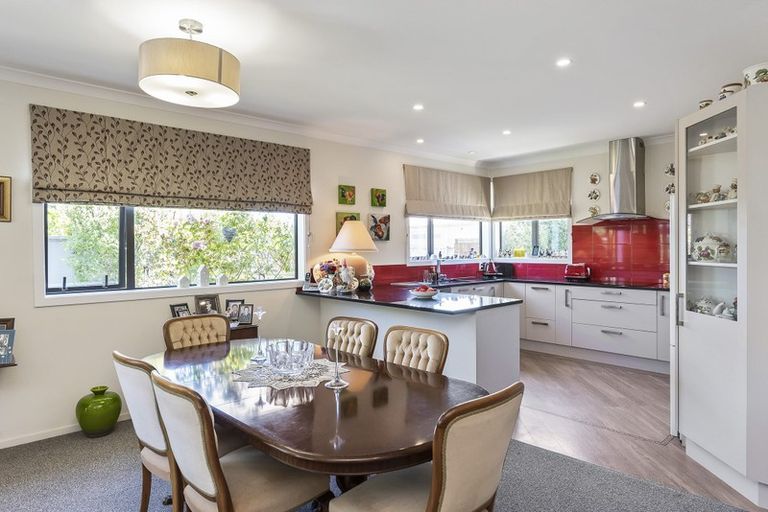 Photo of property in 25 Jade Lane, Paraparaumu, 5032