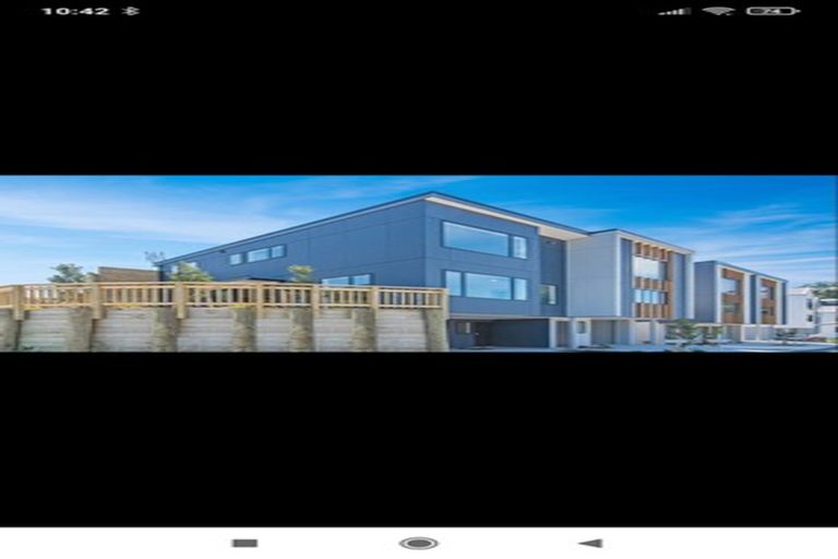 Photo of property in 20/104u Maupuia Road, Maupuia, Wellington, 6022