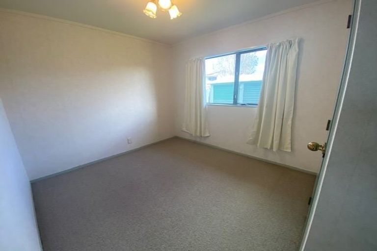 Photo of property in 75 One Tree Point Road, One Tree Point, 0118