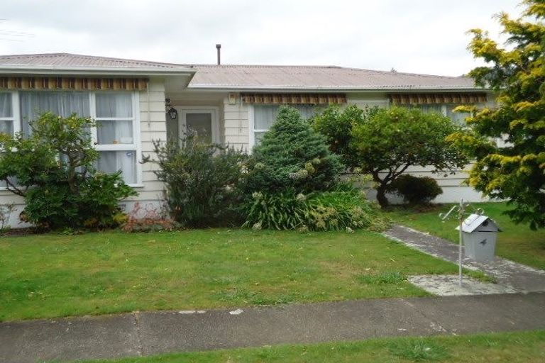 Photo of property in 4 Stamford Grove, Avalon, Lower Hutt, 5011