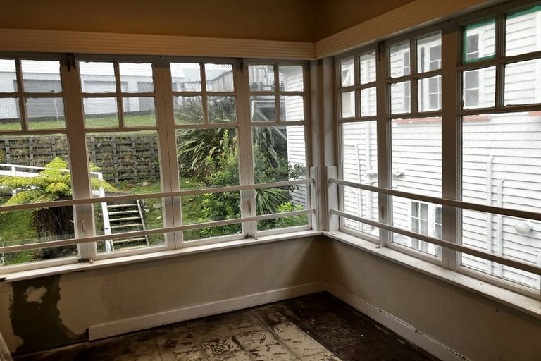 Photo of property in 19 Clifton Terrace, West End, Timaru, 7910