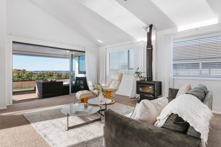 Photo of property in 822a Papamoa Beach Road, Papamoa Beach, Papamoa, 3118