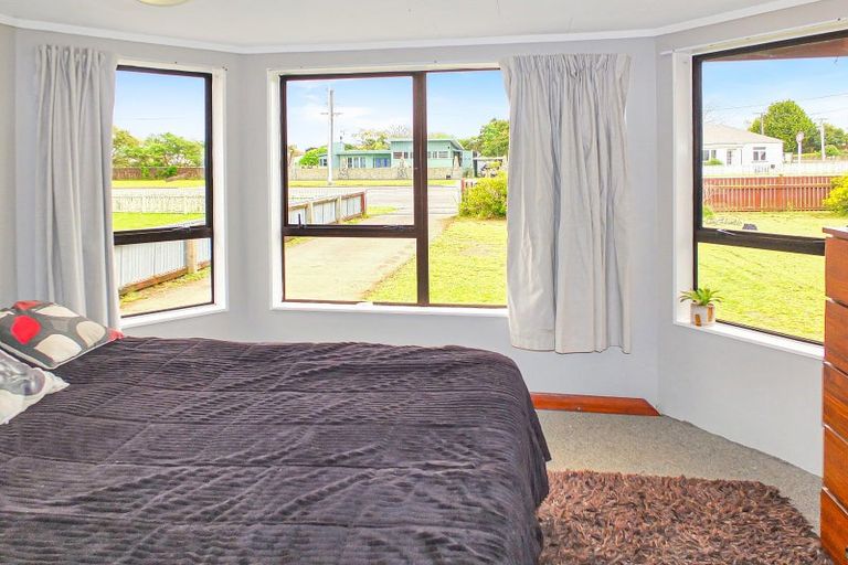 Photo of property in 8 Russell Street, Foxton, 4814