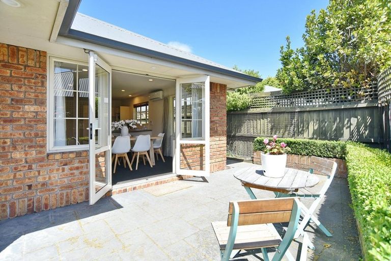 Photo of property in 10 Parade Court, Addington, Christchurch, 8024