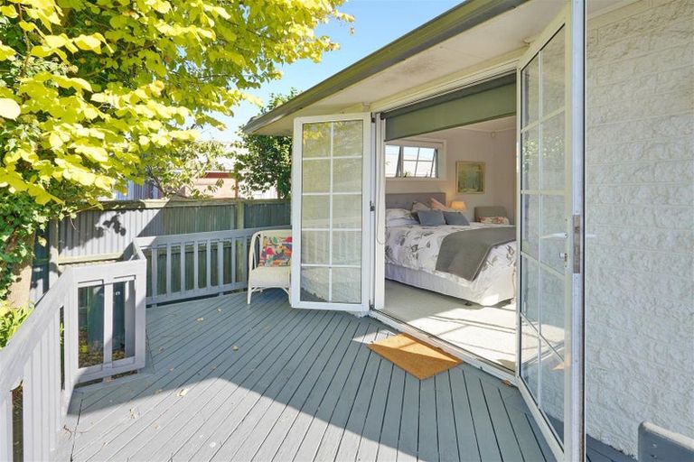 Photo of property in 42 Cutts Road, Russley, Christchurch, 8042