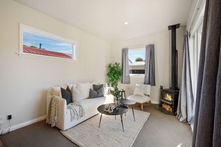 Photo of property in 27 Wades Avenue, Saint Martins, Christchurch, 8022