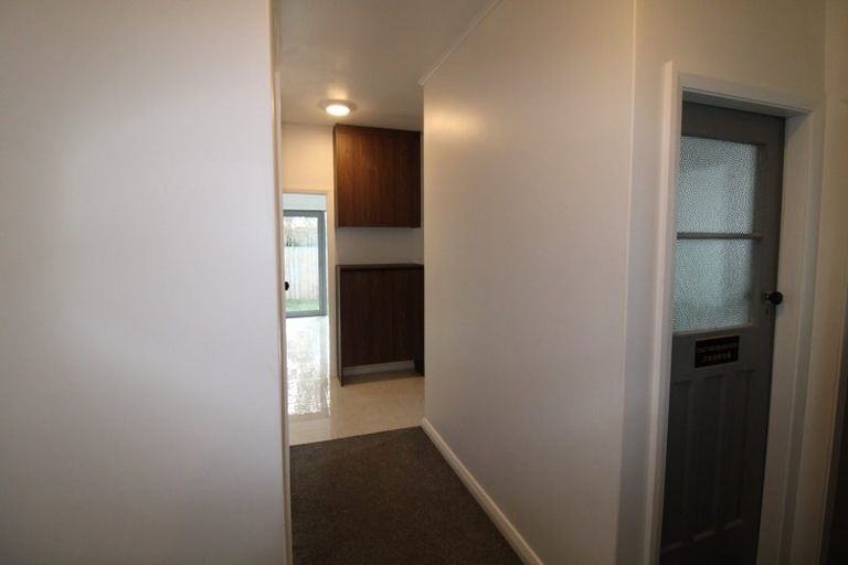 Photo of property in 9a Piko Crescent, Riccarton, Christchurch, 8041